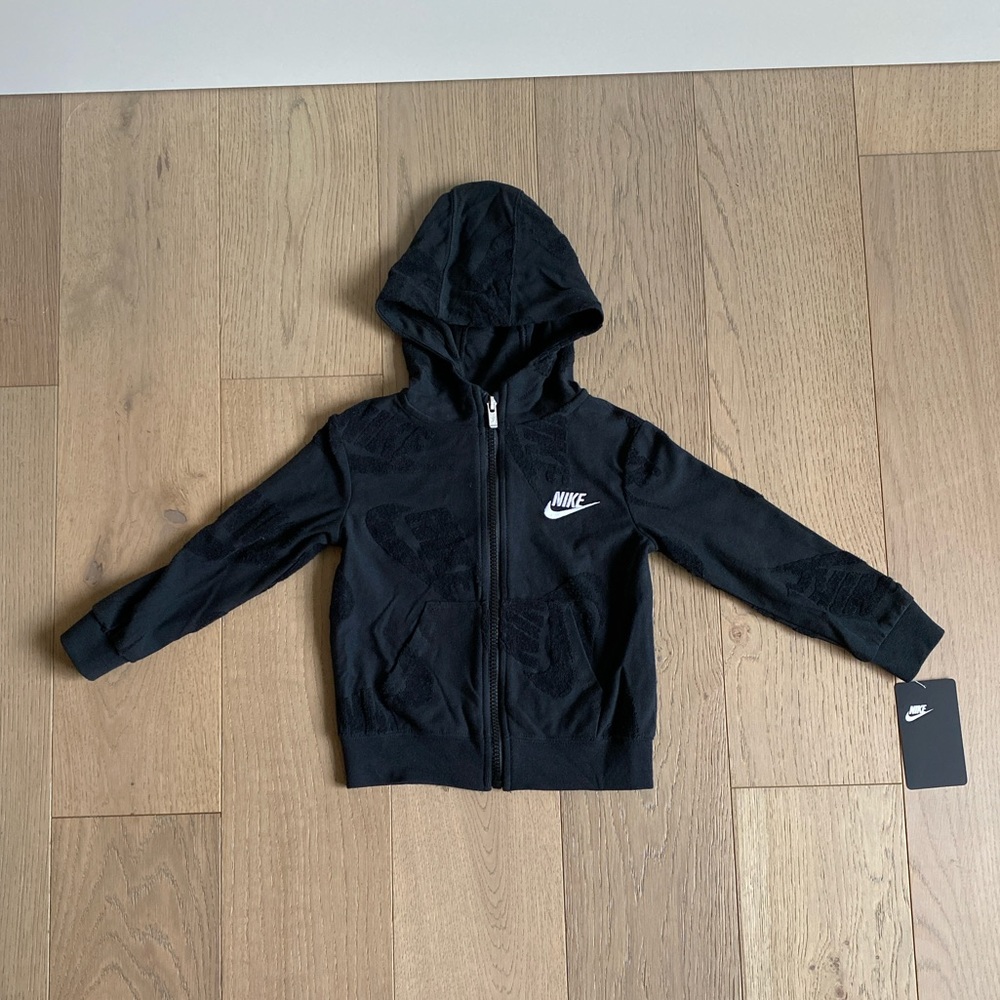 Nike hoodie size 2T
